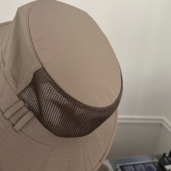 REI hat Size X/XL Tan perfect condition! - Picture 5 of 9